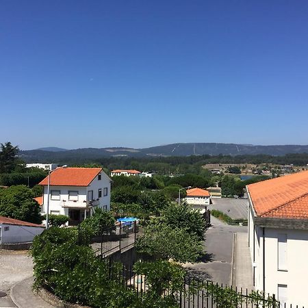 Апартаменты Casinha Das Cortes Вила-Нова-ди-Сервейра Экстерьер фото
